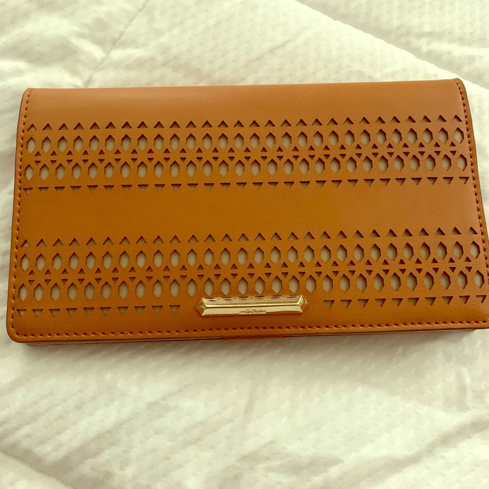 Stella & Dot Wallet